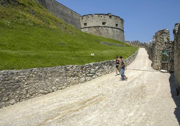 Castel_Beseno 29-06